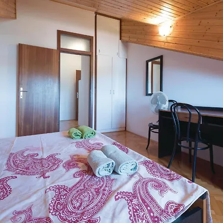 Сasa de vacaciones Tribunj-sovlje Dubravice *