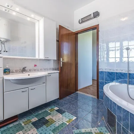 Tribunj-sovlje Dubravice Tatil Evi