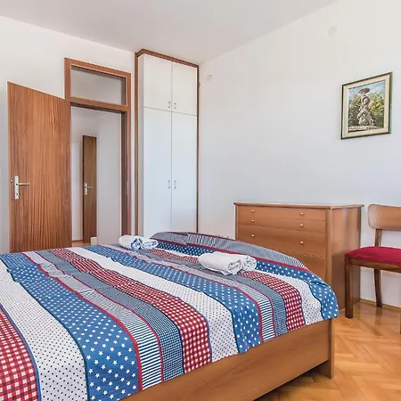 Nyaraló Tribunj-sovlje Dubravice *