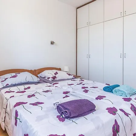 Tribunj-sovlje Dubravice Tatil Evi Tribalj