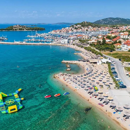 Tribunj-sovlje Dubravice بيت للعطل *