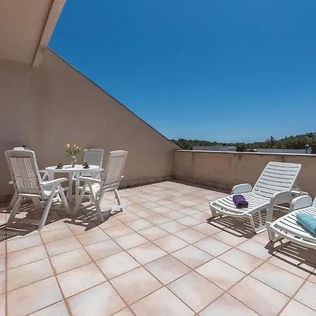 Tribunj-sovlje Dubravice Tatil Evi Tribalj