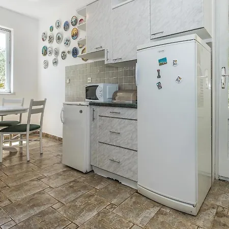 Hébergement de vacances Superbe Maison À Tribunj-Sovlje Tribalj