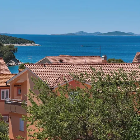 Holiday home Amazing Home In Tribunj-Sovlje With Wifi *