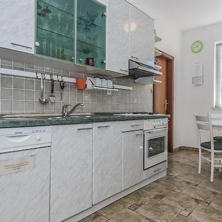 Nyaraló Tribunj-sovlje Dubravice *