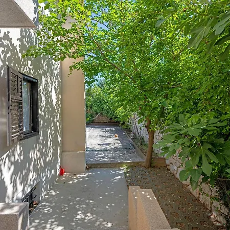 Tatil Evi Tribunj-sovlje Dubravice Tribalj