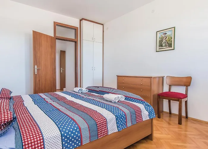 Feriehus Tribunj-sovlje Dubravice *